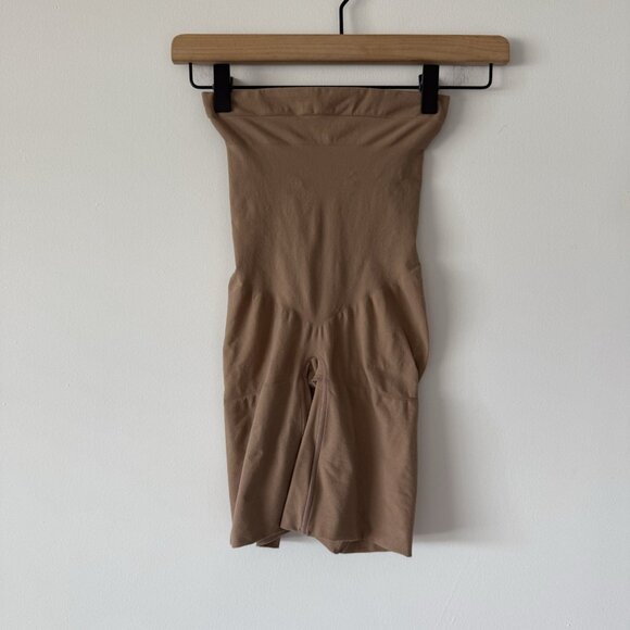 Spanx Higher Power Shaping Short - Beige Women’s Size Large - Picture 1 of 13